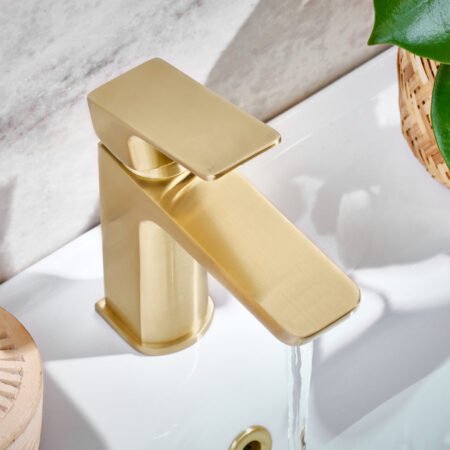 Muro Brushed Brass Basin Mono Mixer